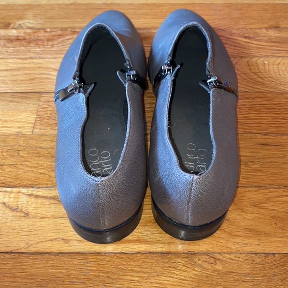 BRAND NEW Franco Sarto Gray Shoe Size 9.5 - Picture 2 of 5